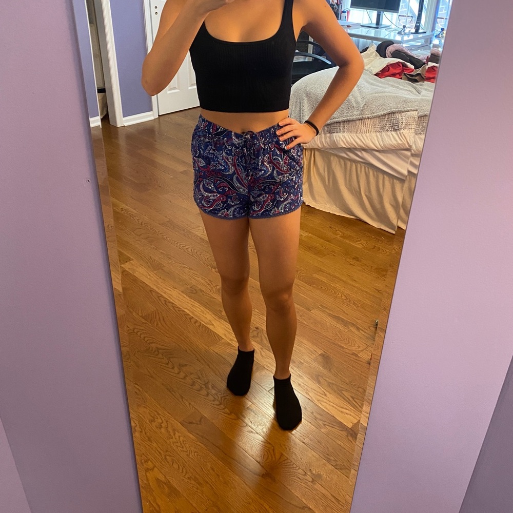 NWOT hollister floral shorts